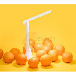 Настольная лампа Xiaomi Mijia Yeelight Rechargeable Folding Desk Lamp (YLTD11YL) белая, 5 Вт